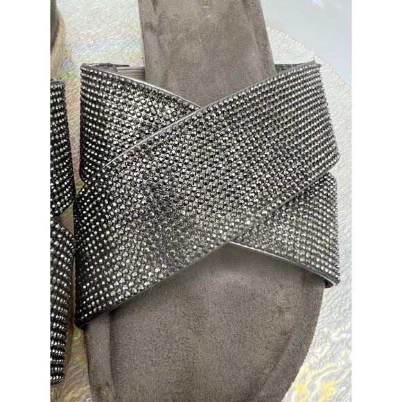 Carvela Comfort Slip on Silver Rhinestone Open Round Toe Sandals Size 7 - Picture 9 of 10